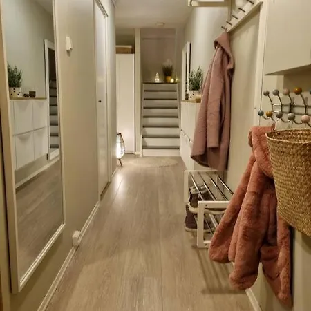 Leilighet I Vakre Omgivelser. Apartment Tromso