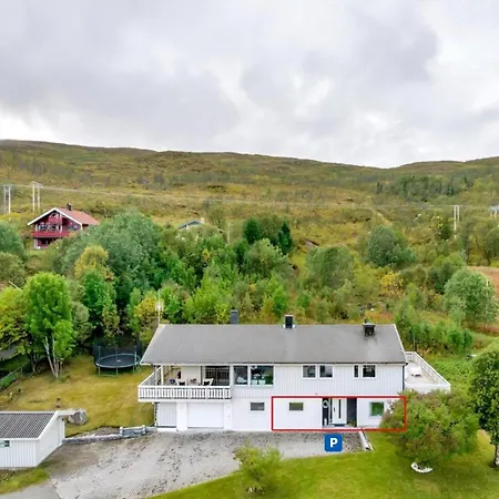 Apartment I Vakre Omgivelser